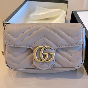 Gucci GG Marmont Matelesse leather super mini bag